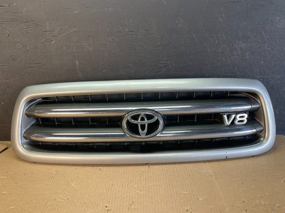 2001 to 2004 Toyota Sequoia Front Upper Grill Grille W/ Emblem AE3715 DG0