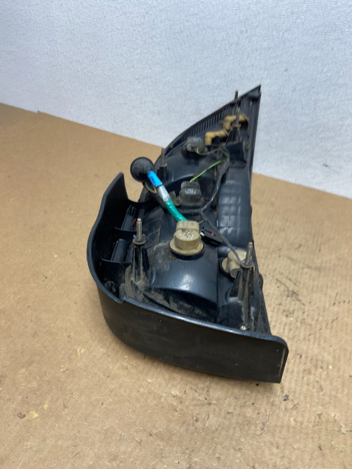 1996 1997 1998 Ford Mustang Left Driver LH Side Tail Light Oem AC3665 DW7