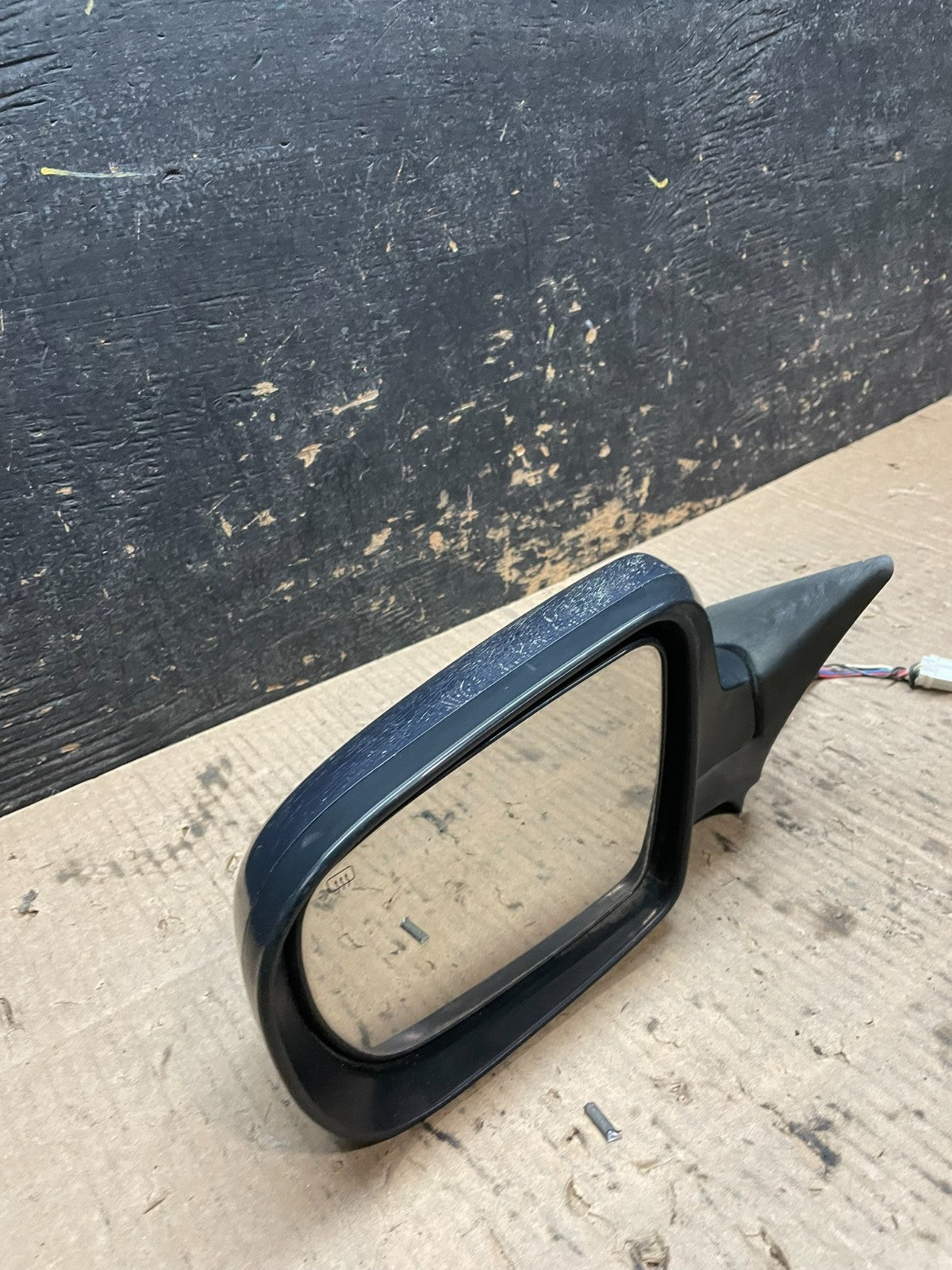 2005-2009 Subaru Legacy Left Driver LH Side View Door Mirror OEM Y13157