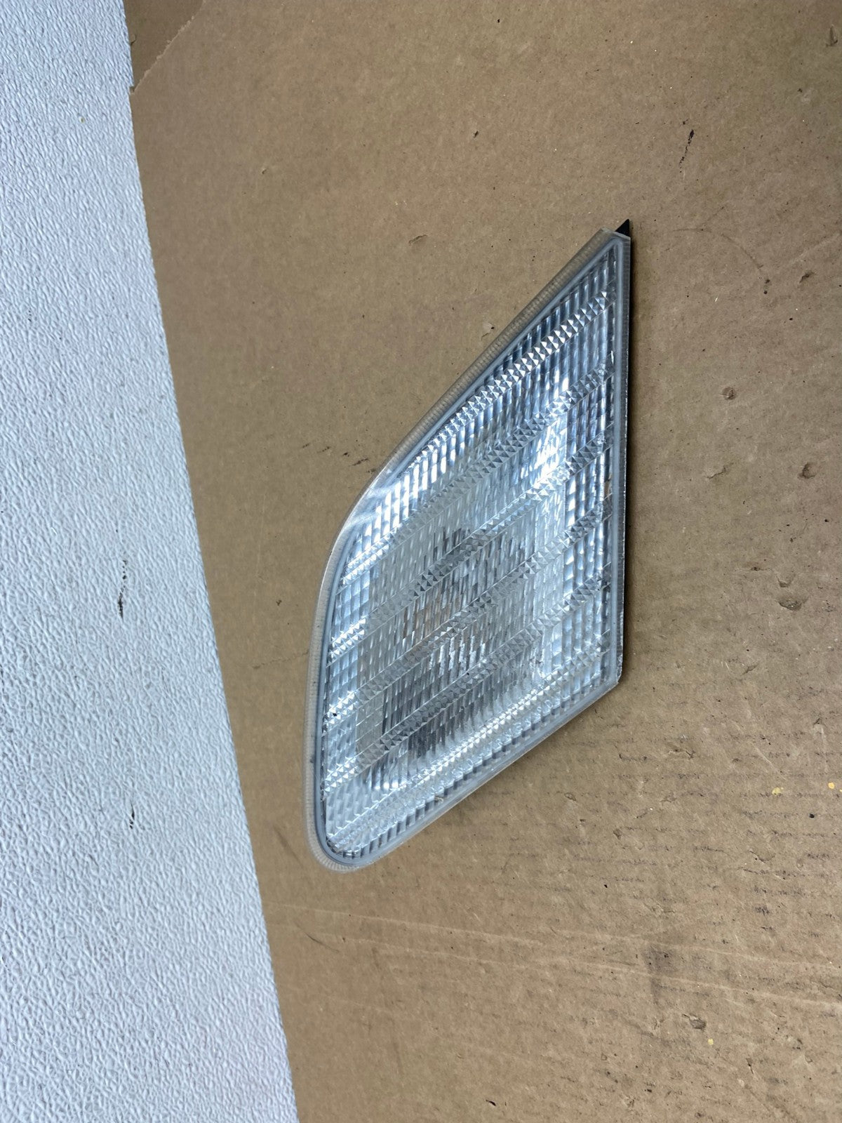 2000 2001 2002 Toyota Avalon Right Passenger Side Inner Tail Light Oem AC1249 LK0