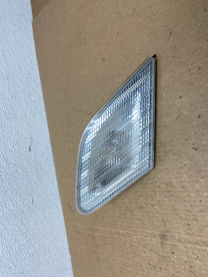 2000 2001 2002 Toyota Avalon Right Passenger Side Inner Tail Light Oem AC1249 LK0