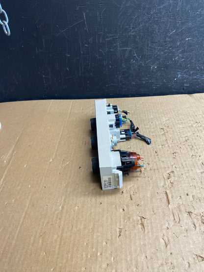 2008-2010 Chevrolet Express 1500 2500 3500 Climate Control Panel AE4172 DG2
