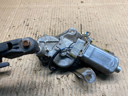 2006 to 2005 Mazda 5 Windshield Rear Wiper Motor Y1378 DG3