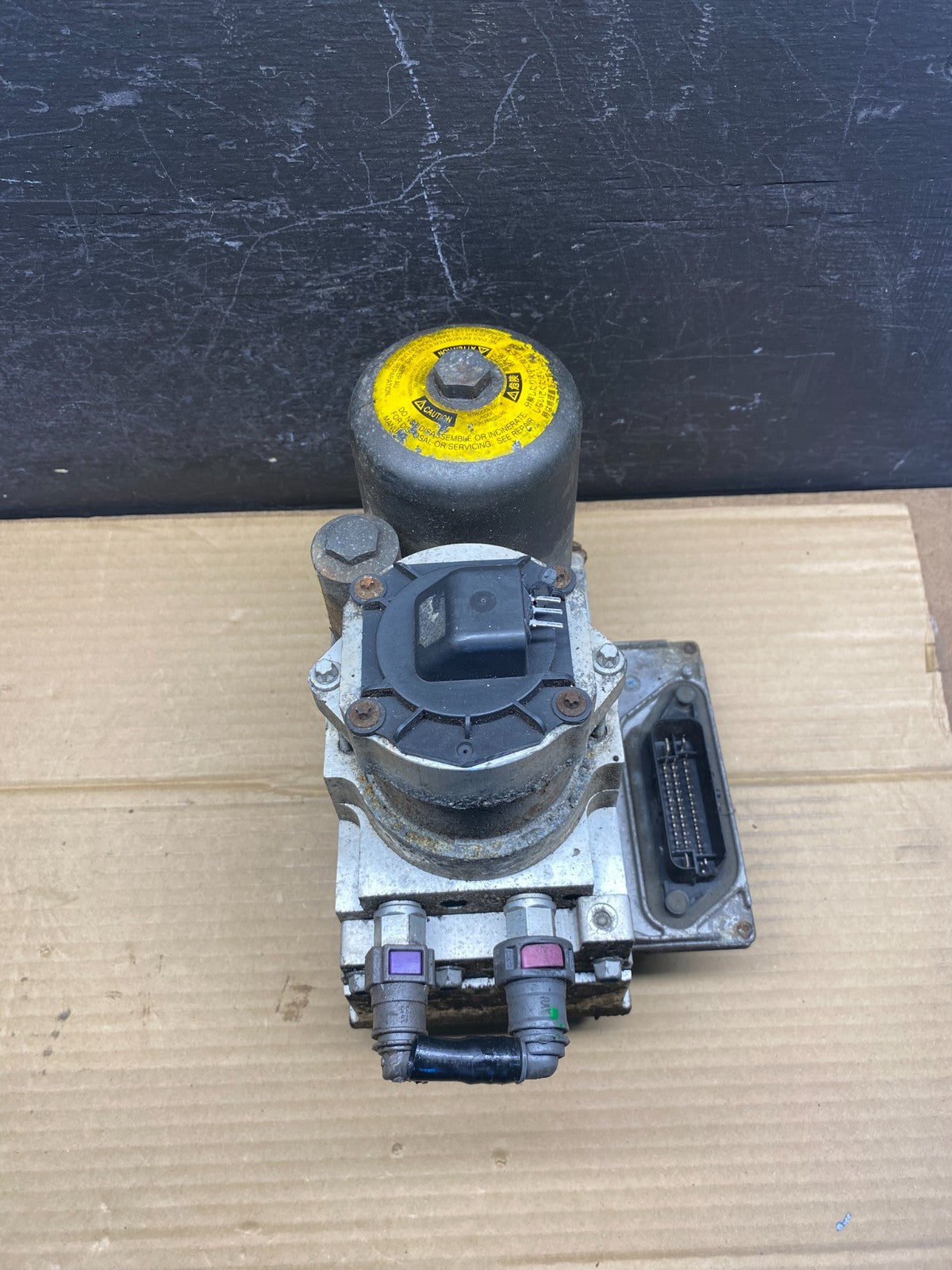 2008 2009 Chevrolet Tahoe Hybrid ABS Anti Lock Brake Pump 25949516 AE6214 DG0