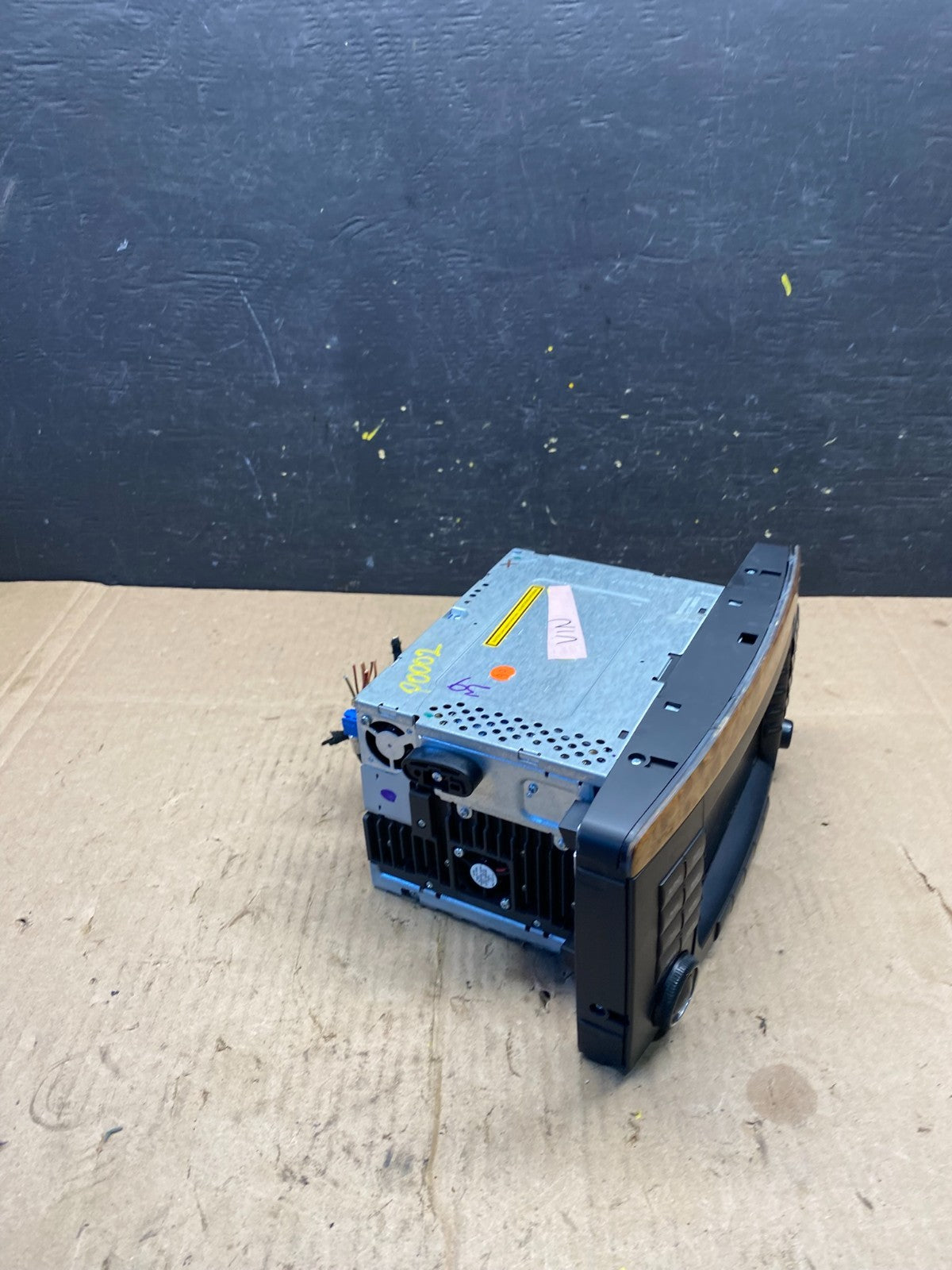 2006-2009 Mercedes W251 R350 Head Command Navigation Radio Player P0002 DG1