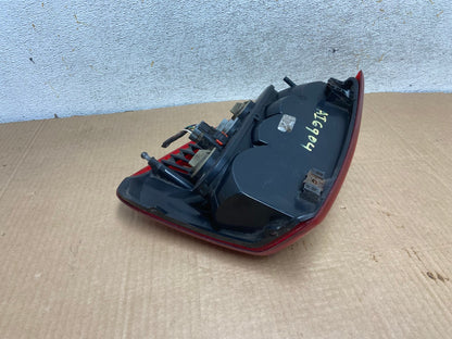1999 - 2004 Jeep Grand Cherokee WJ Left Driver Lh Tail Light AI6904 LK4