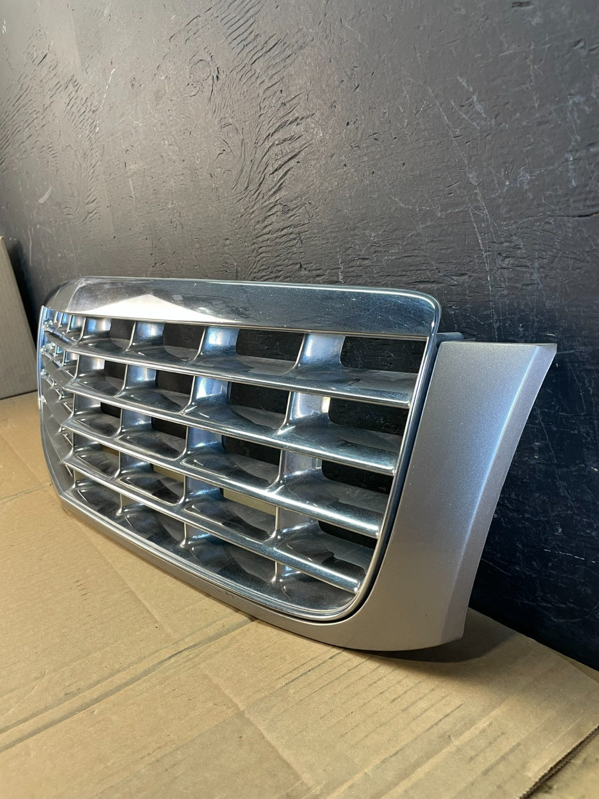 1997 1998 1999 Cadillac Deville Front Upper Grill Grille AC5357 DG2