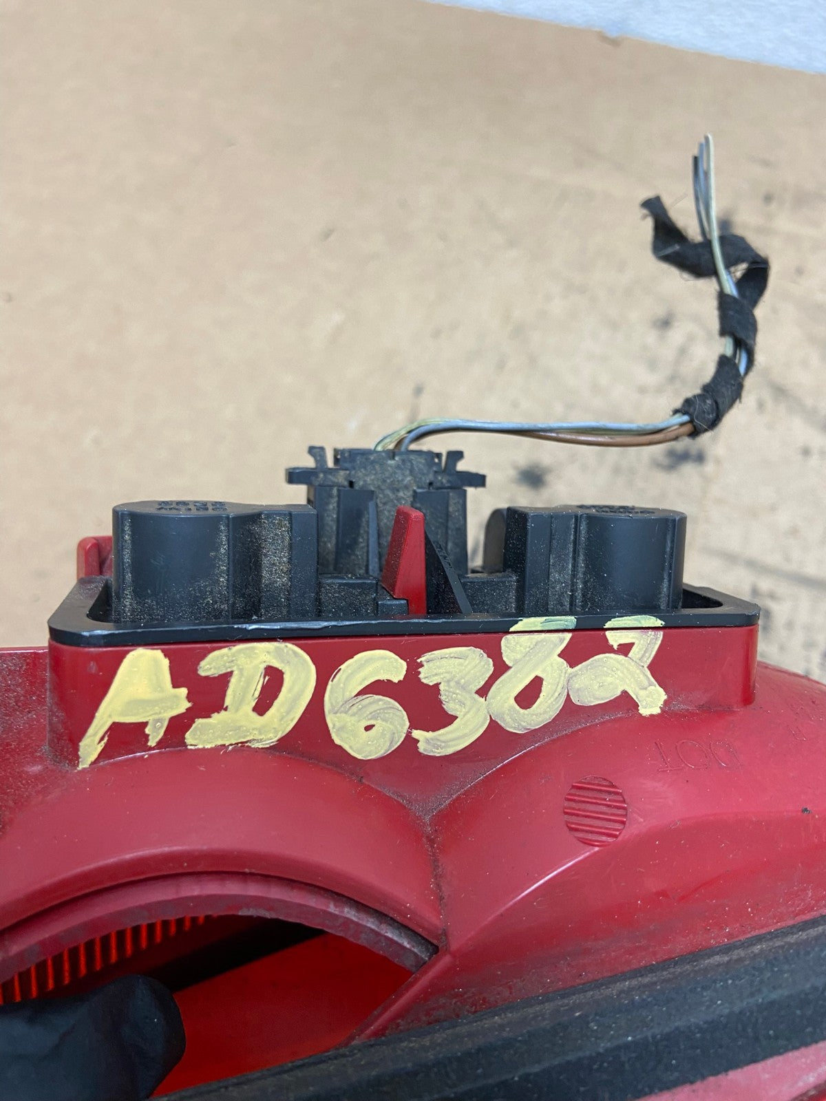 2009 to 2012 Audi A4 Sedan Right Passenger Rh Inner Tail Light AD6382 LK6