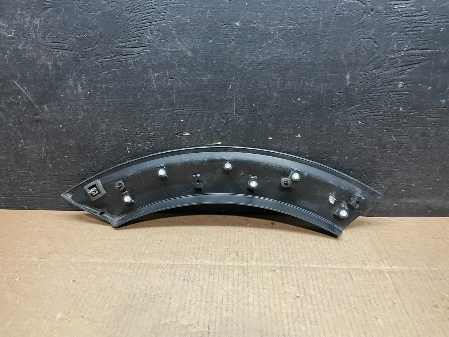 2020 to 2023 Ford Explorer Left LH Rear Side Fender Flare J3882 DG6