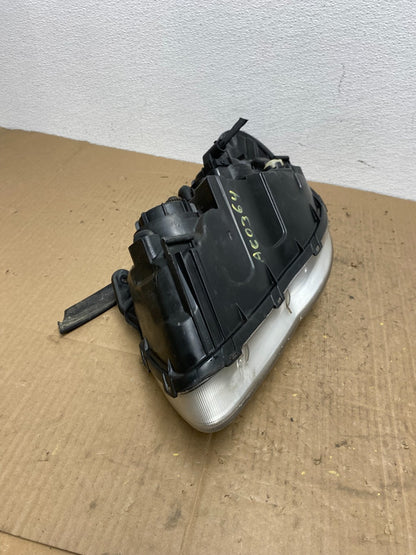 2007 2008 2009 2010 Hyundai Elantra Right Passenger Side Headlight AC0364 DW8
