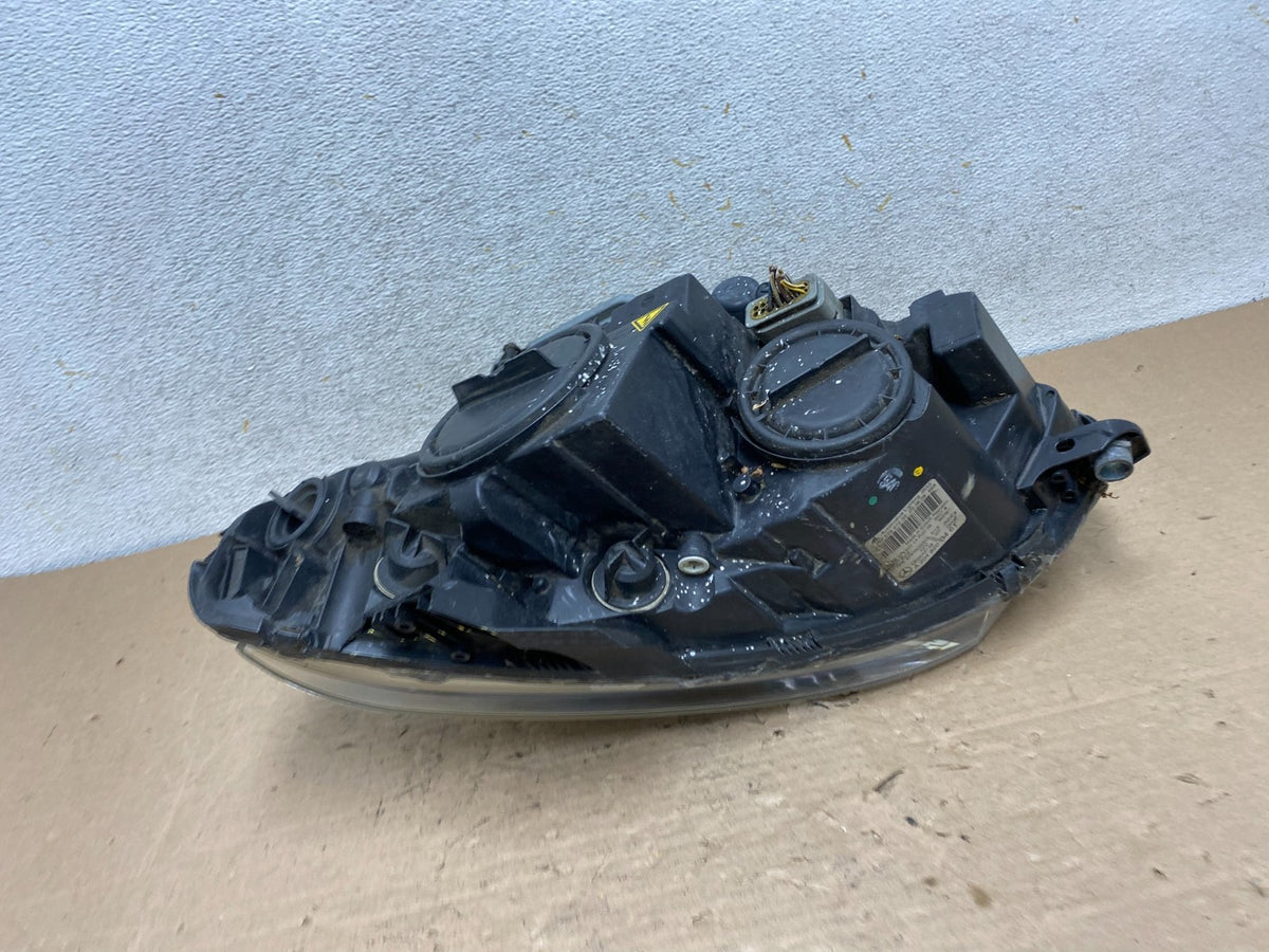 2008 to 2011 Mercedes Benz C-CLASS Right Passenger Xenon Headlight AI1076 DW7