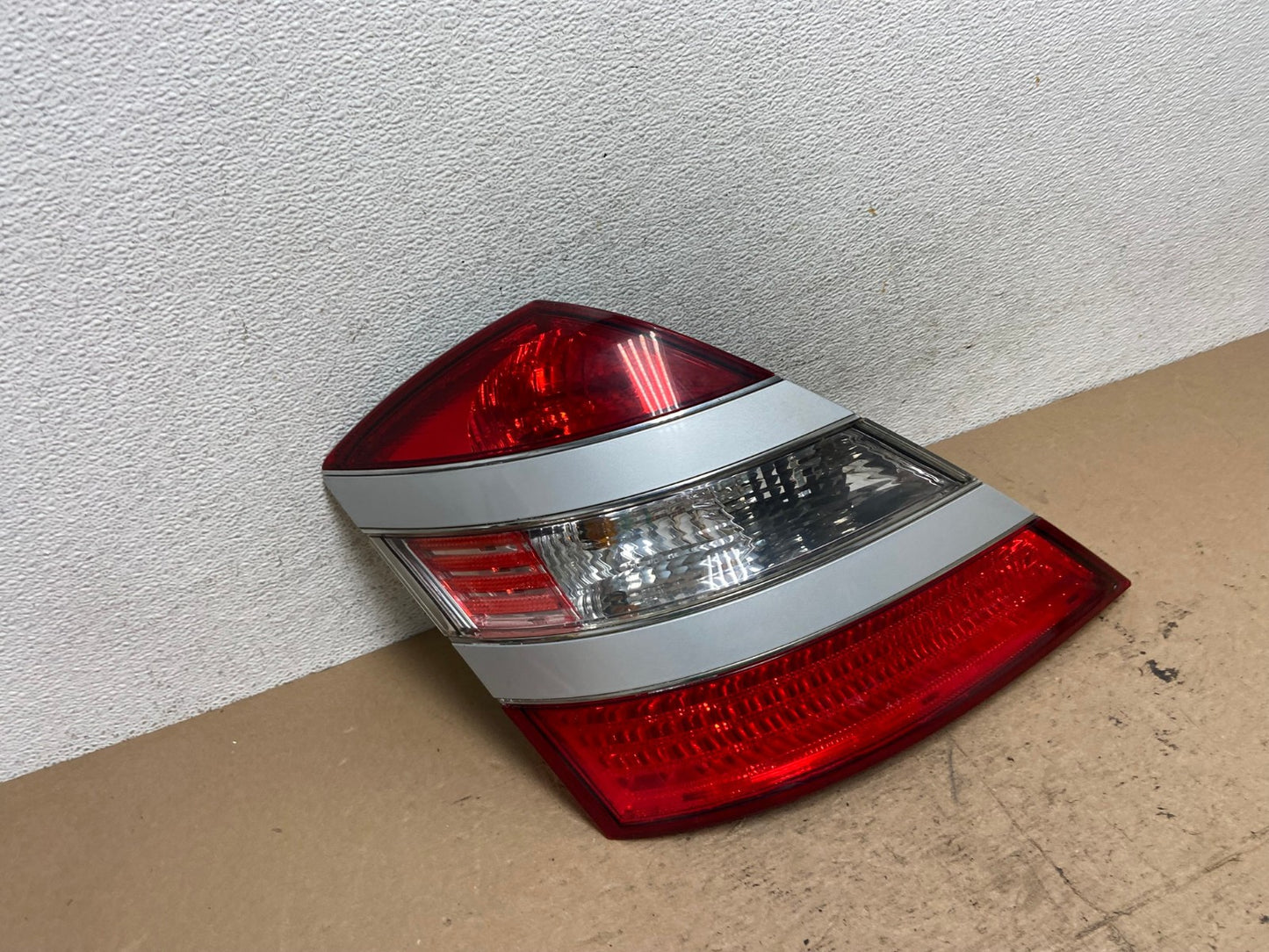 2007 - 2009 Mercedes-Benz S-Class Tail Light Left Driver LH Side AF5712 LK2