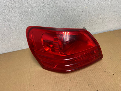2008 to 2015 Nissan Rogue Left Driver Lh Side Tail Light AD0852 LK0