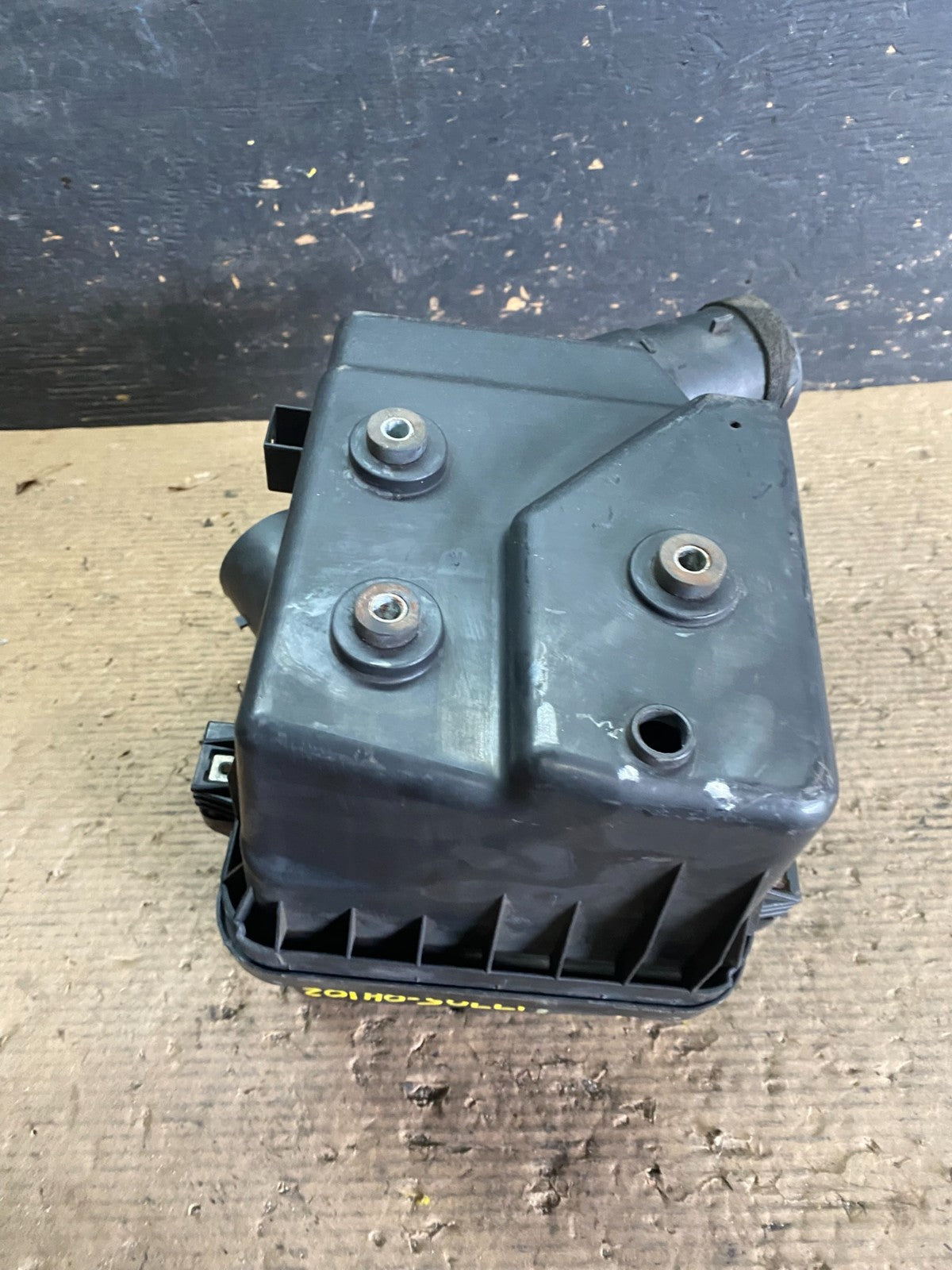 2007 to 2011 Toyota Camry Air Cleaner Intake Filter Box OEM S3625 DG5