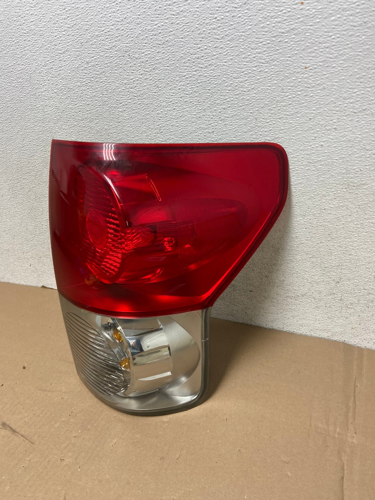 2007 to 2009 Toyota Tundra Right Passenger RH Side Tail Light AG3344 LK1
