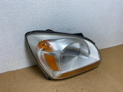 2005 to 2006 Kia Sportage Right Passenger RH Halogen Headlight AD2797 DW2