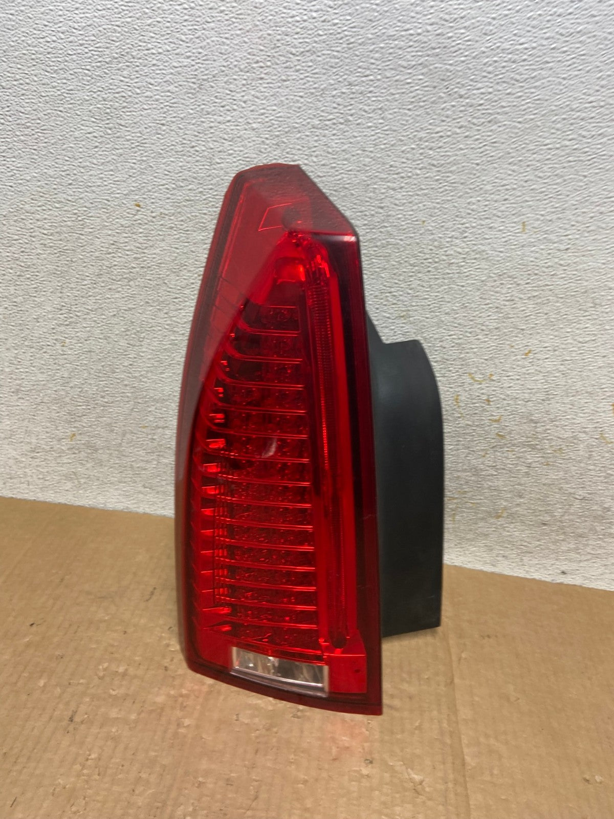 2008 to 2013 Cadillac CTS Left Driver Lh Side Led Side Tail light AI5903 LK0