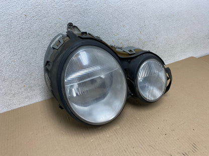 1996-1999 Mercedes E E320 E430 Right Passenger Xenon HID Headlight AJ2420 DW2