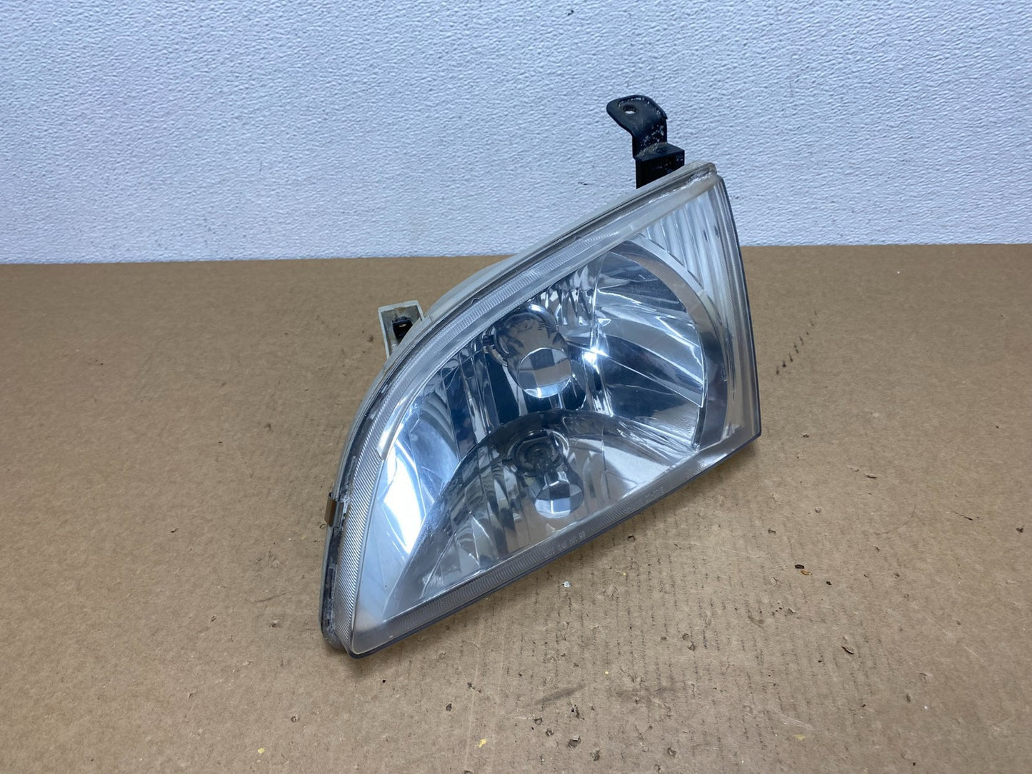 2001 2002 2003 Toyota Sienna Left Driver Lh Side Headlight Halogen TYC AC1215 DW2