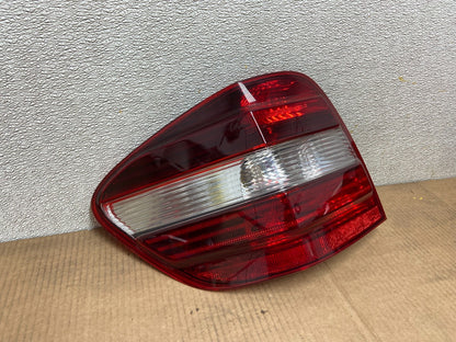 2009 to 2011 Mercedes ML350 ML-Class Left Driver Side Tail Light AA5279 DW2