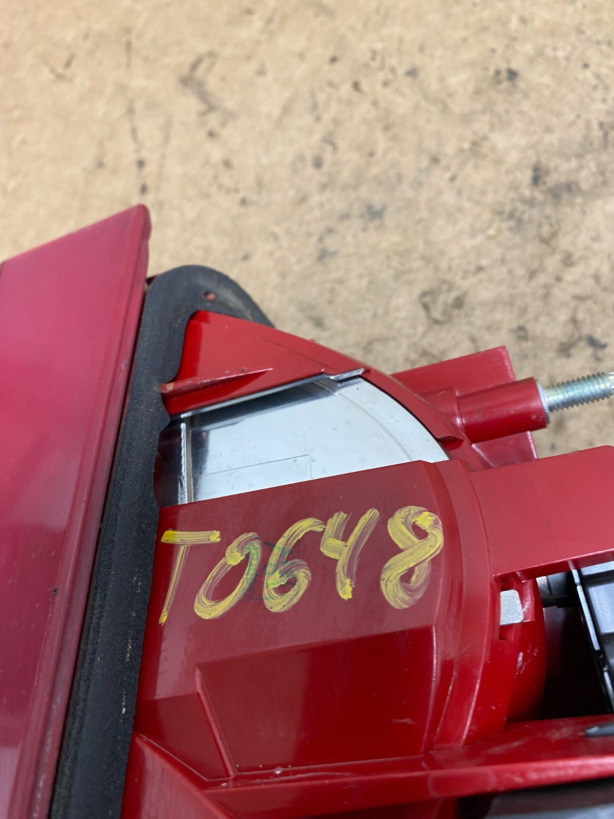 2009 2010 2011 2012 Audi A4 Sedan Left Driver Side Inner Tail Light T0648 DW6