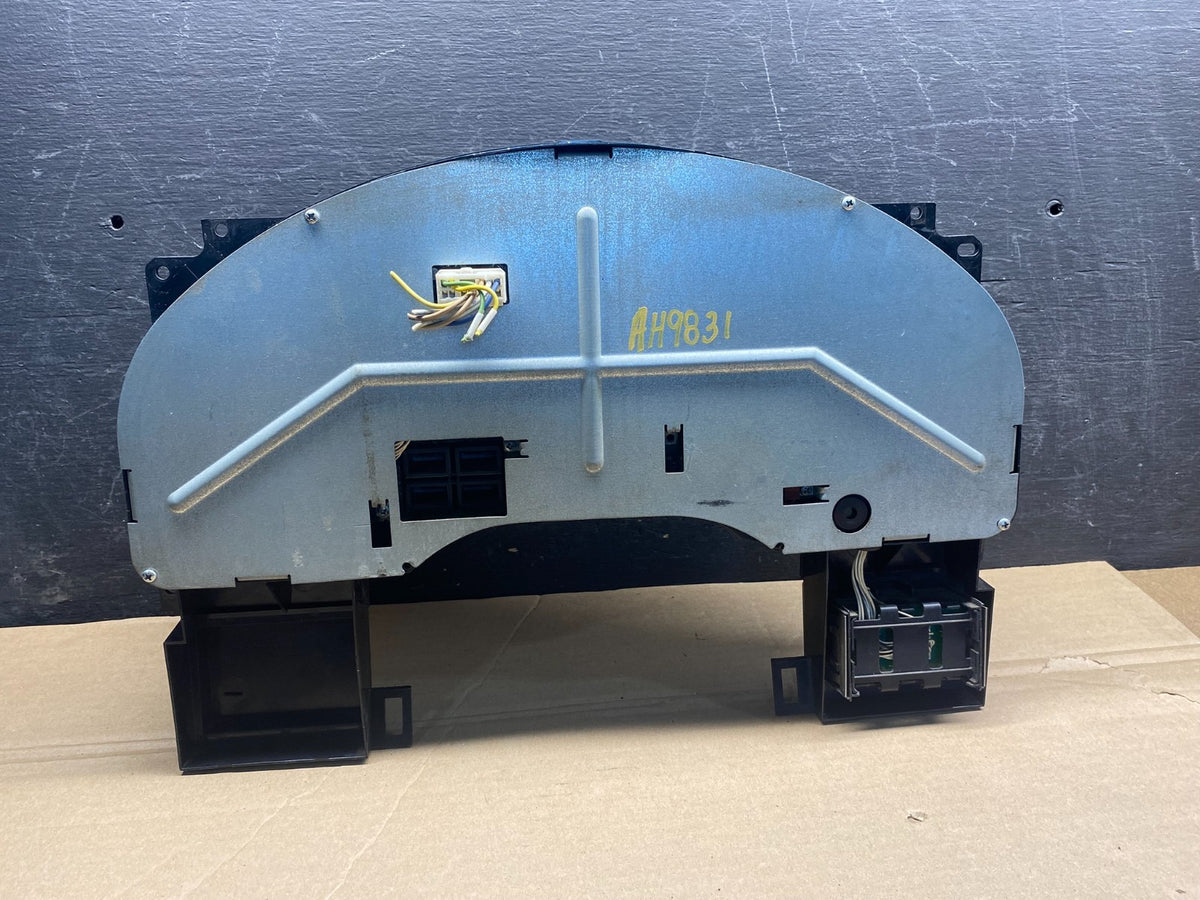 INTERNATIONAL Pollak Dash Panel Instrument Cluster 32208 A001162414587 AH9831 PS4