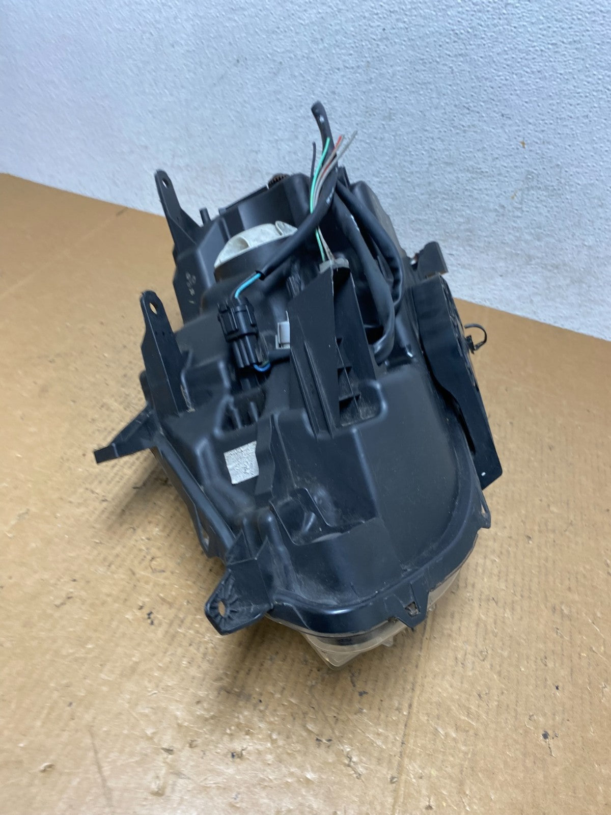 2014 2015 2016 Nissan Rogue Right Passenger RH Halogen Headlight AE1627 DW8