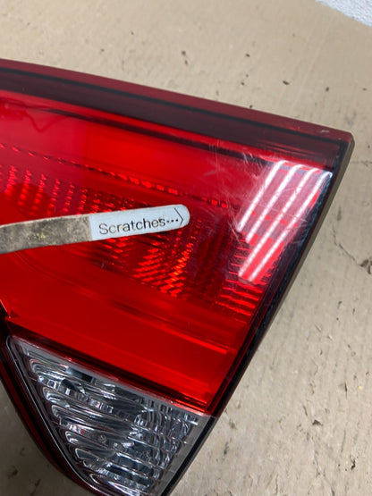 2014 - 2015 Kia Sorento Right Passenger Side Inner Tail Light AE9711 LK3