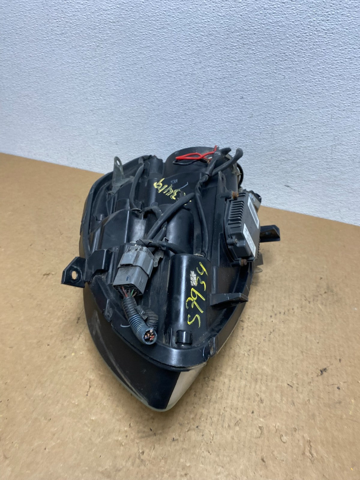 2004 2005 2006 Nissan Maxima Right Passenger Side Headlight Xenon HID AC3419 DW8