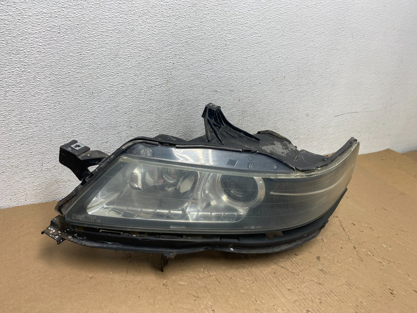 2004 2005 2006 Acura TL Headlight Left Driver LH Side Xenon HID AD8027 DG2