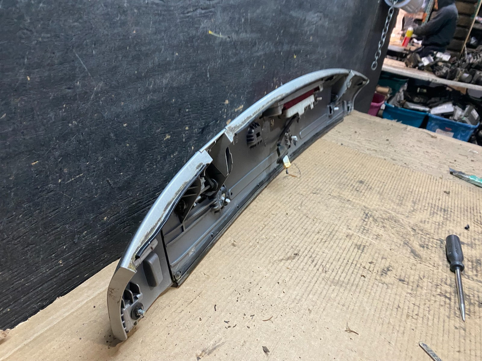 2009 to 2015 Honda Pilot Rear Trunk Spoiler Gate Oem V9542 DG10