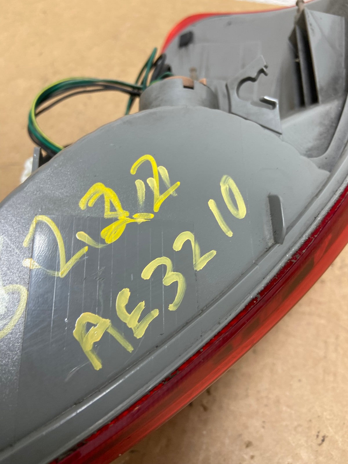 2008 to 2015 Nissan Rogue Left Driver Lh Side Tail Light AE3210 LK6