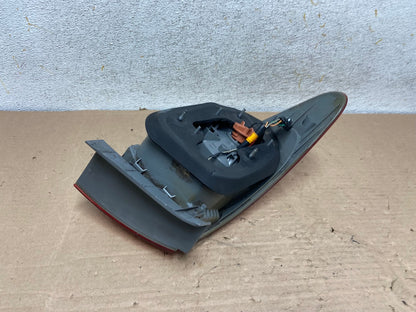2007 to 2010 Hyundai Elantra Sedan Right Passenger Side Tail Light AI0917 LK4