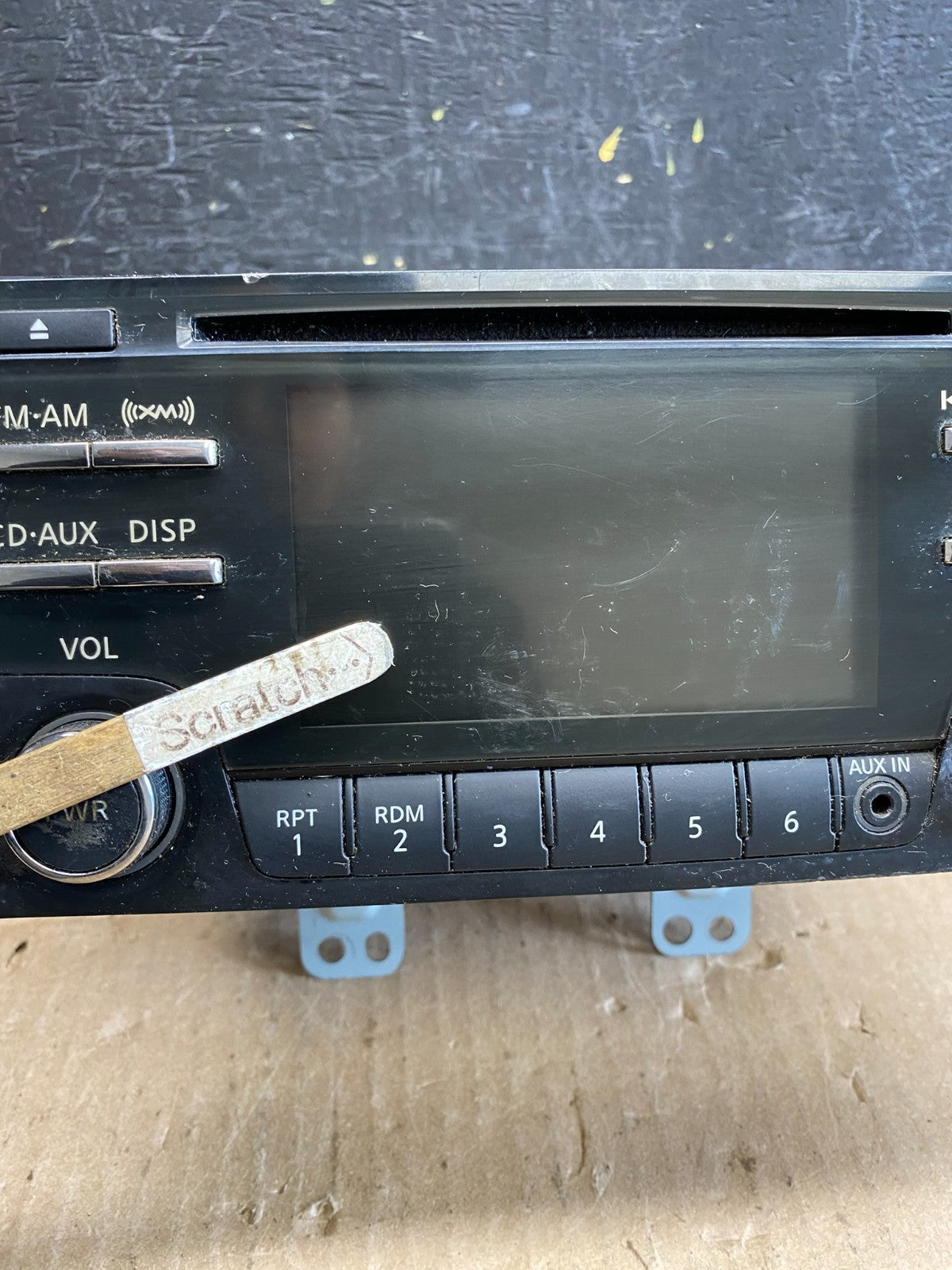 2012 to 2015 Nissan Rogue AM FM XM Radio CD Player Screen Receiver AC6297 DG1