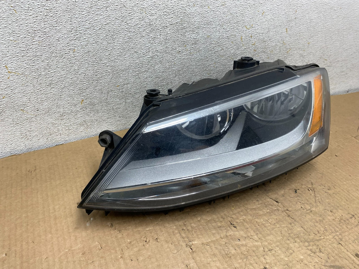 2011 to 2014 Volkswagen Jetta Left Driver LH Headlight Halogen AI8051 DW2