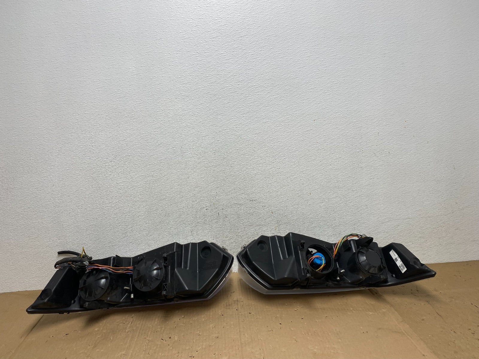 2003 to 2007 Saturn Ion Halogen Headlights Left+Right Side AE9219 DW3