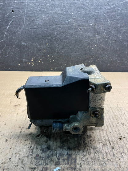 1986 - 1991 Mercedes 300SEL 300SE ABS Anti Lock Brake Pump Module W6812 DG3
