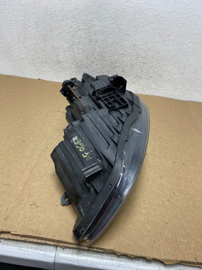 2011 2012 2013 Hyundai Elantra Right Passenger Headlight AF9660 DW8
