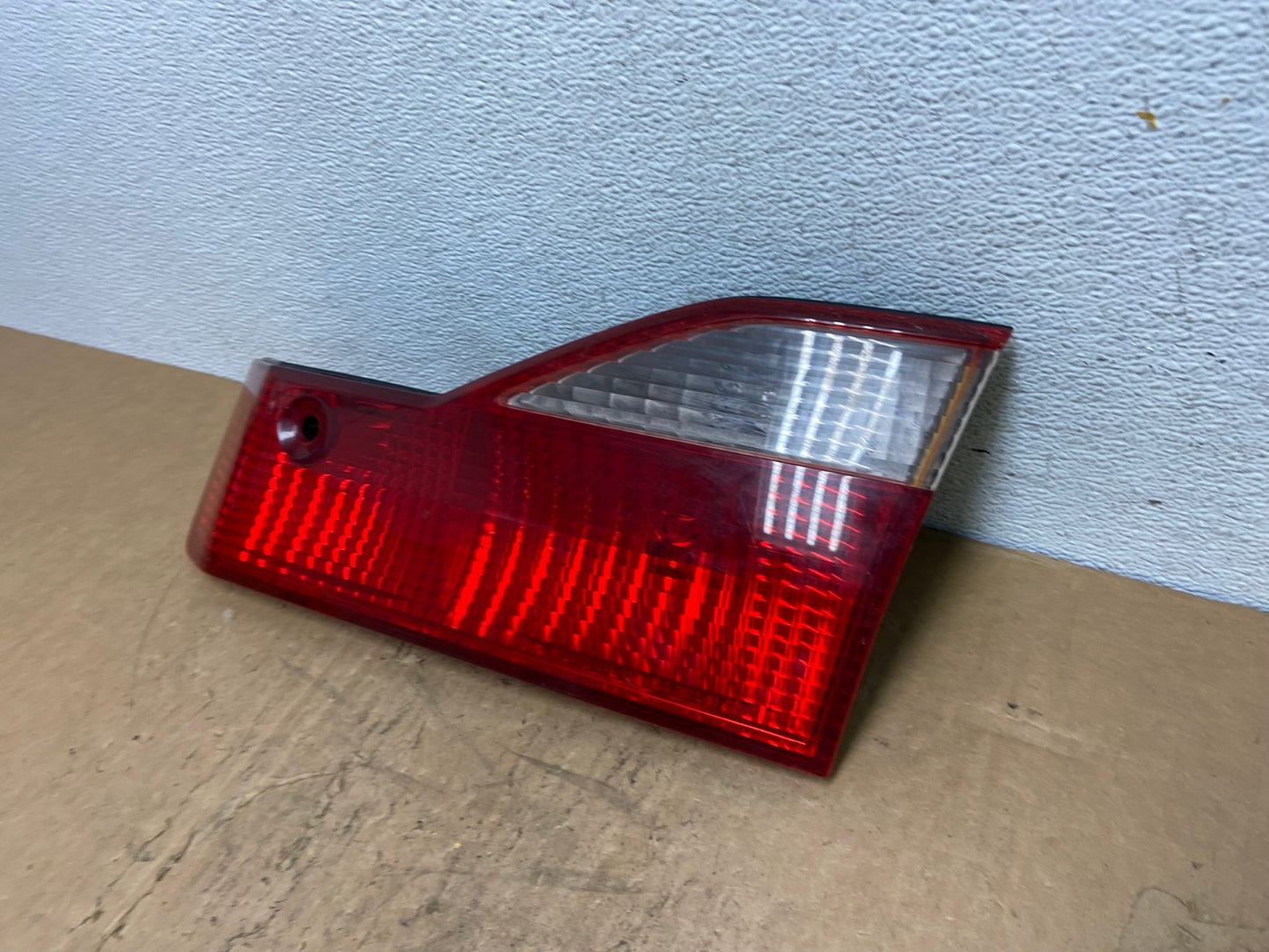 1998 to 2000 Honda Accord Right Passenger Side Inner Tail Light AD0613 LK1