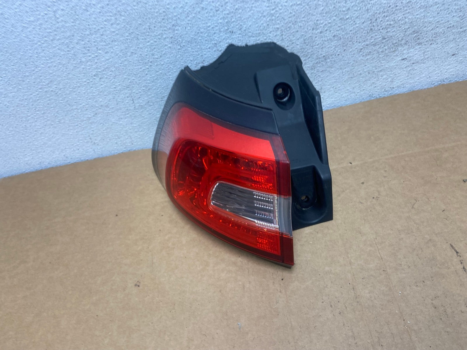 2014 to 2018 Jeep Cherokee Left Driver LH Side Tail Light AD5308 LK1