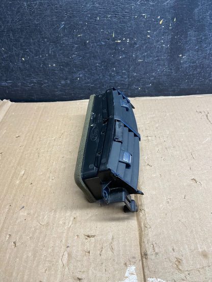 2011 to 2014 Ford Edge Center Dash Radio Panel Air Vent AH5683 DG2