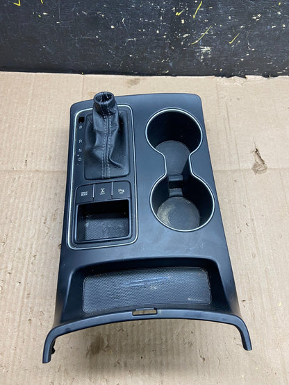 2016 to 2020 Kia Sorento Center Console Shifter Bezel Trim Cup Holder Y5231 DG0