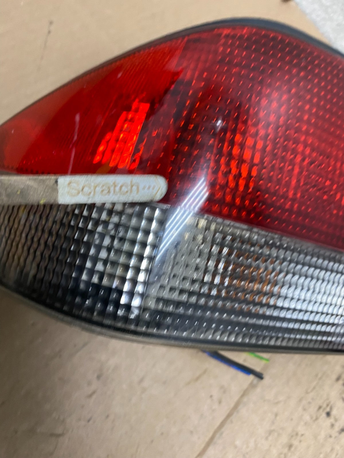 1994 to 1998 Saab 900 & Turbo Left+Right Side Tail Lights W0877 DW3
