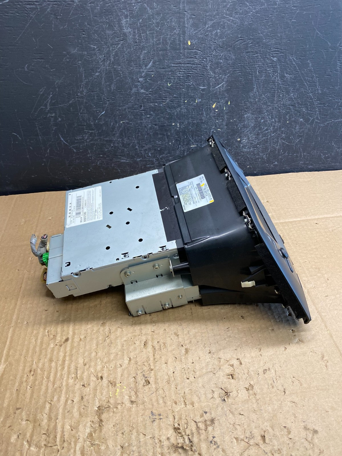 2005 to 2010 Honda Odyssey Navigation GPS Screen Display Radio AC9606 DG1