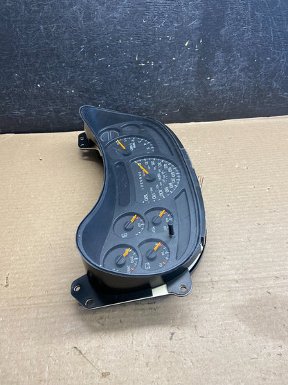 2003 to 2006 Chevrolet Silverado Speedometer Instrument Cluster AH3491 DG2