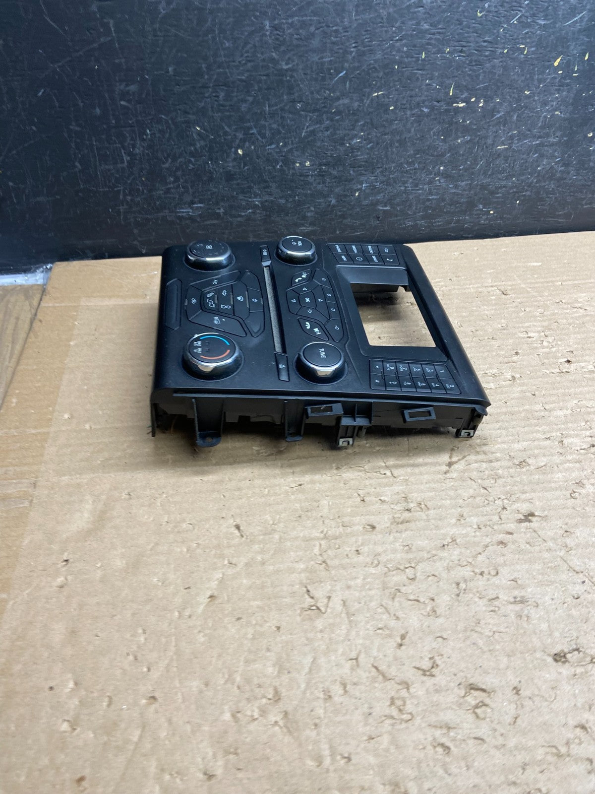 2013 to 2015 Ford Fusion Radio Climate Control A/C Control ag8527 DG3
