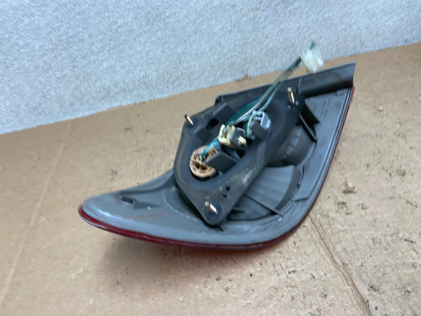 2006 - 2008 Toyota Corolla Right Passenger RH Side Tail light AA4069 DW4