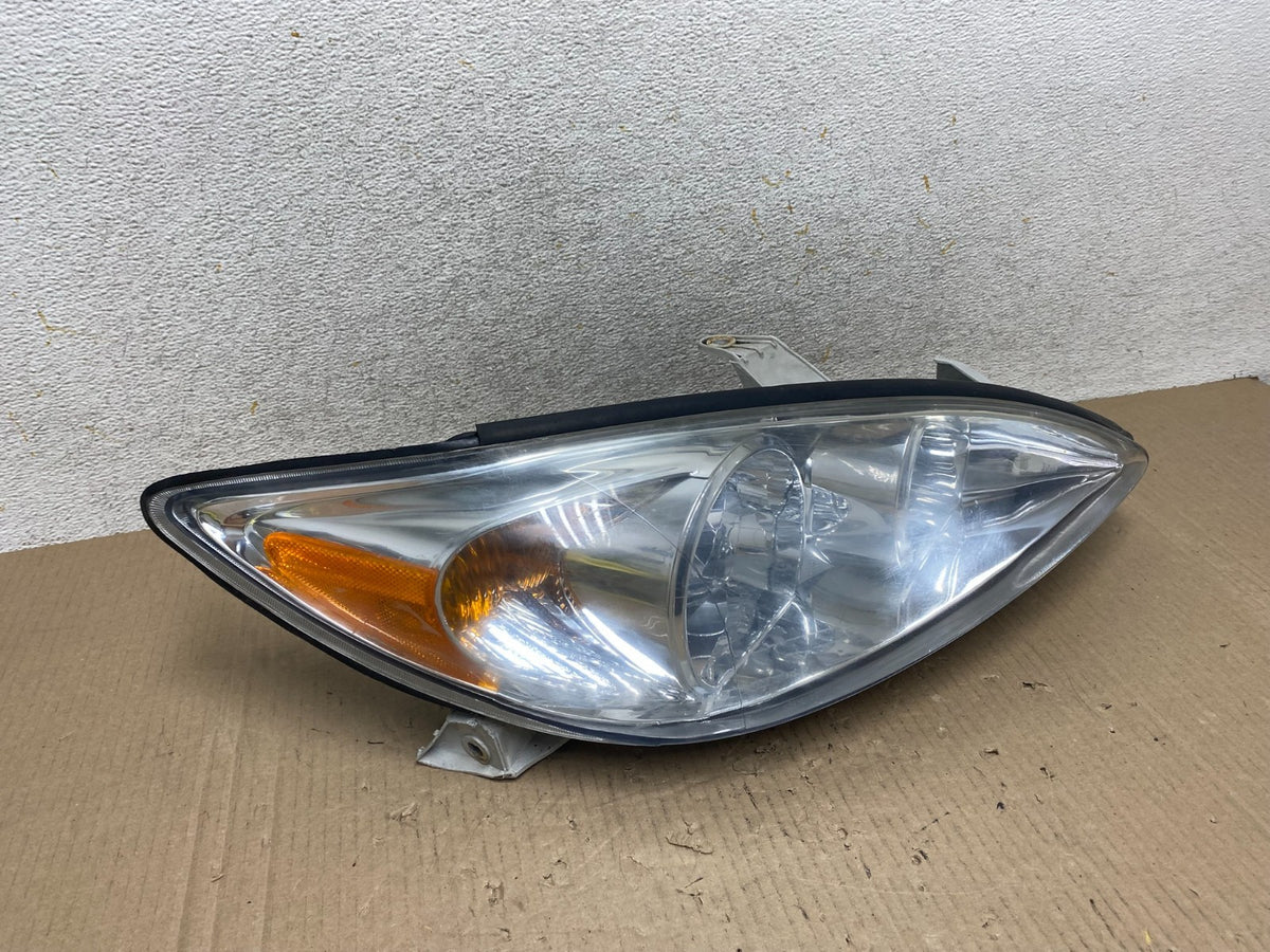 2002 to 2004 Toyota Camry Halogen Headlight Right Passenger Rh DEPO AI9591 LK2