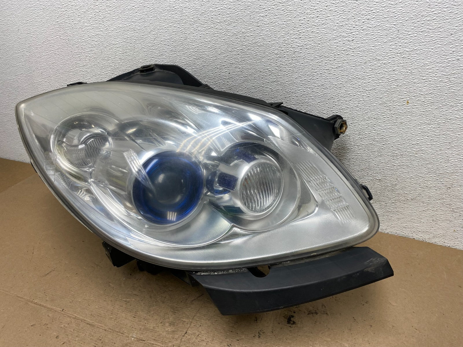 2008-2012 Buick Enclave Right Passenger Headlight Xenon Hid Two Ballast AF56931