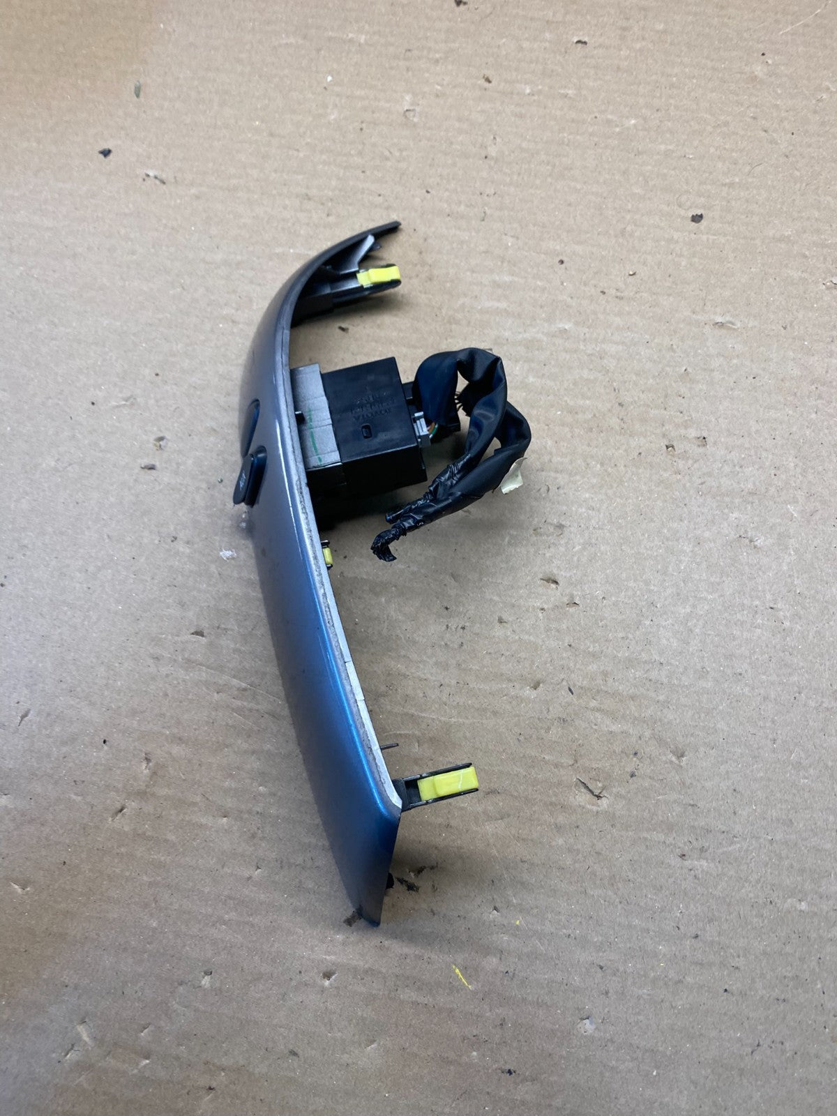 2004 to 2010 Toyota Sienna Right Side Radio Switches Bezel Trim OEM S2637 DG1